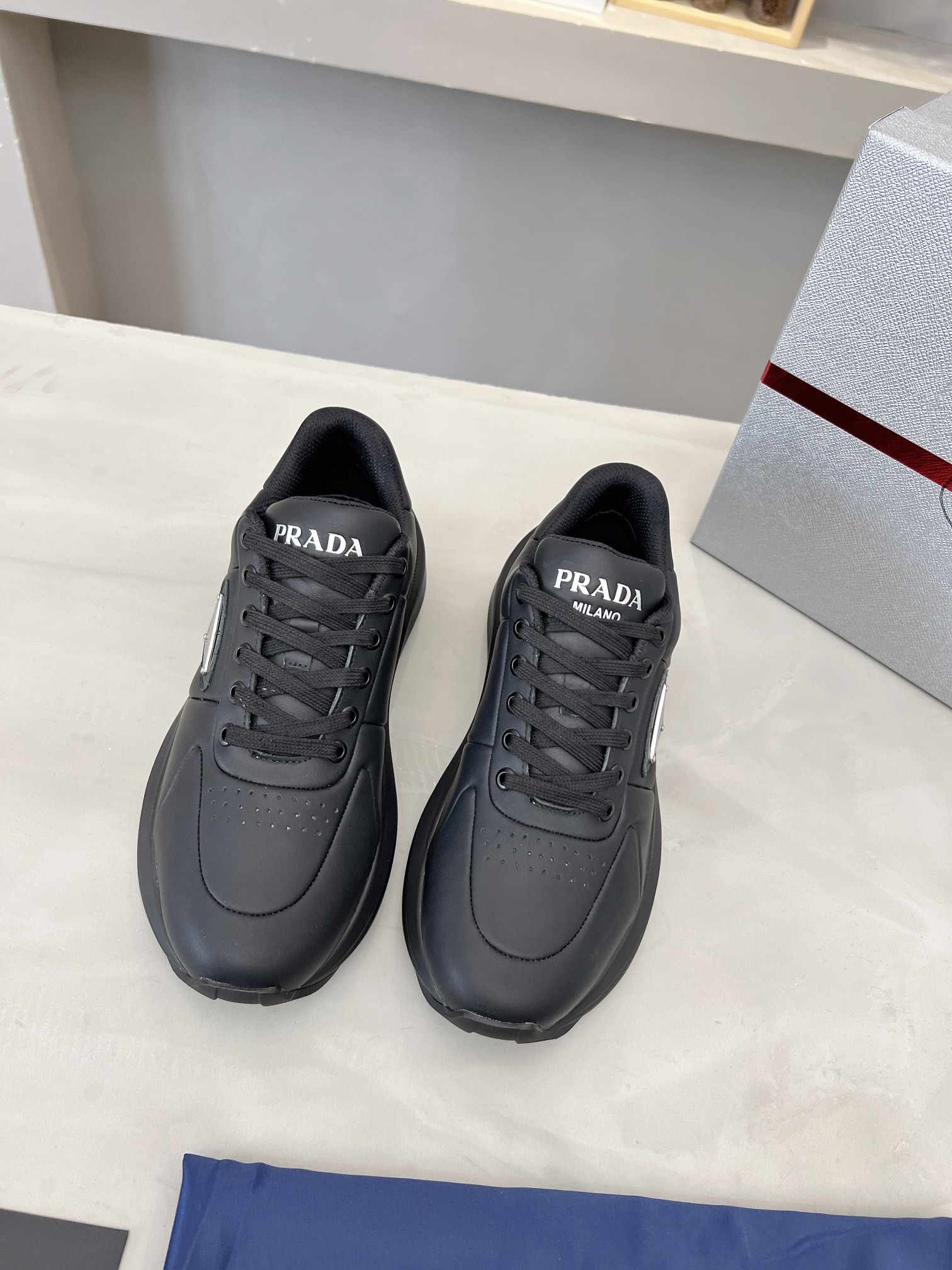 Prada Male Basic Shoes Mesh Breathable