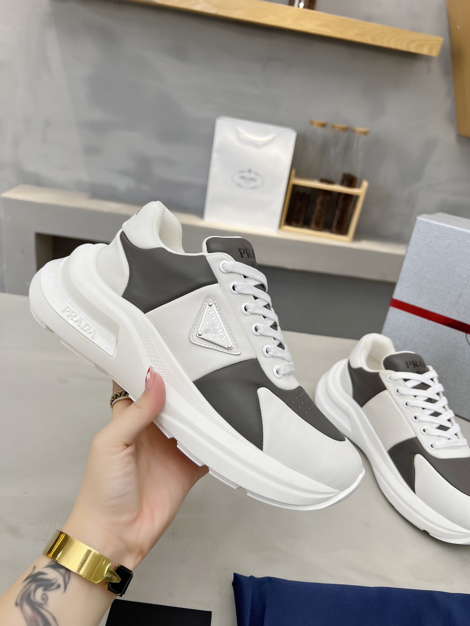 Male Basic Shoes Mesh Breathable