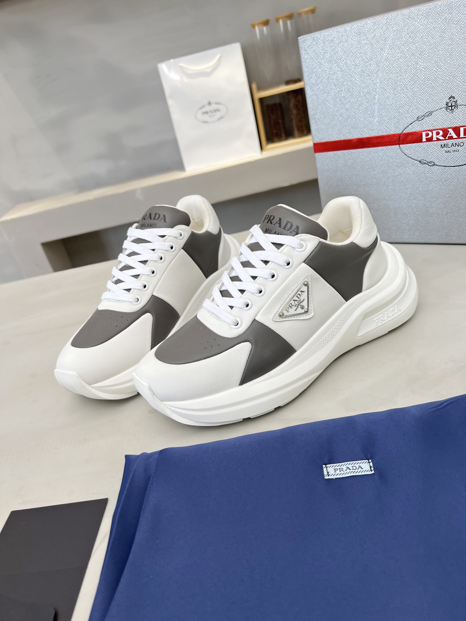 Male Basic Shoes Mesh Breathable