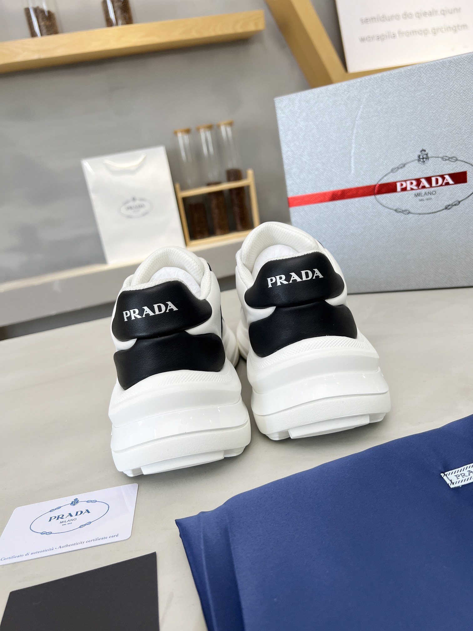 Male Basic Shoes Mesh Breathable