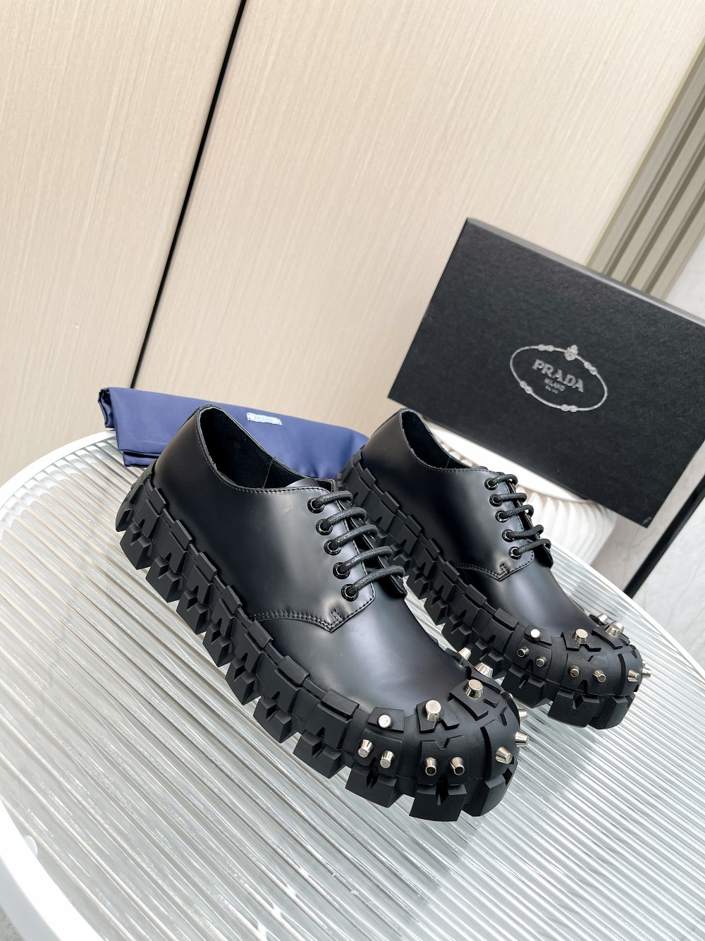 Male Basic Shoes