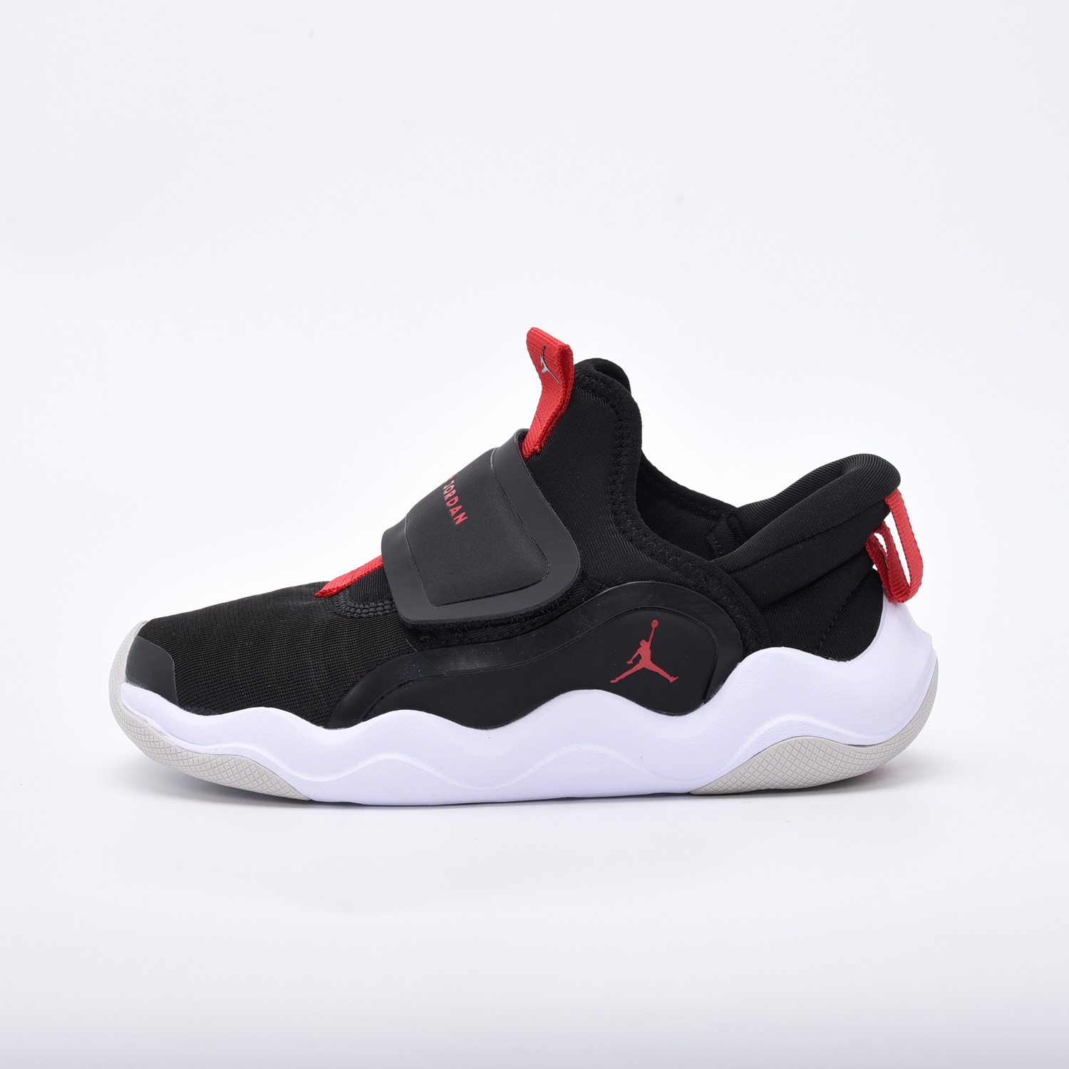 Jordan Basic Shoes