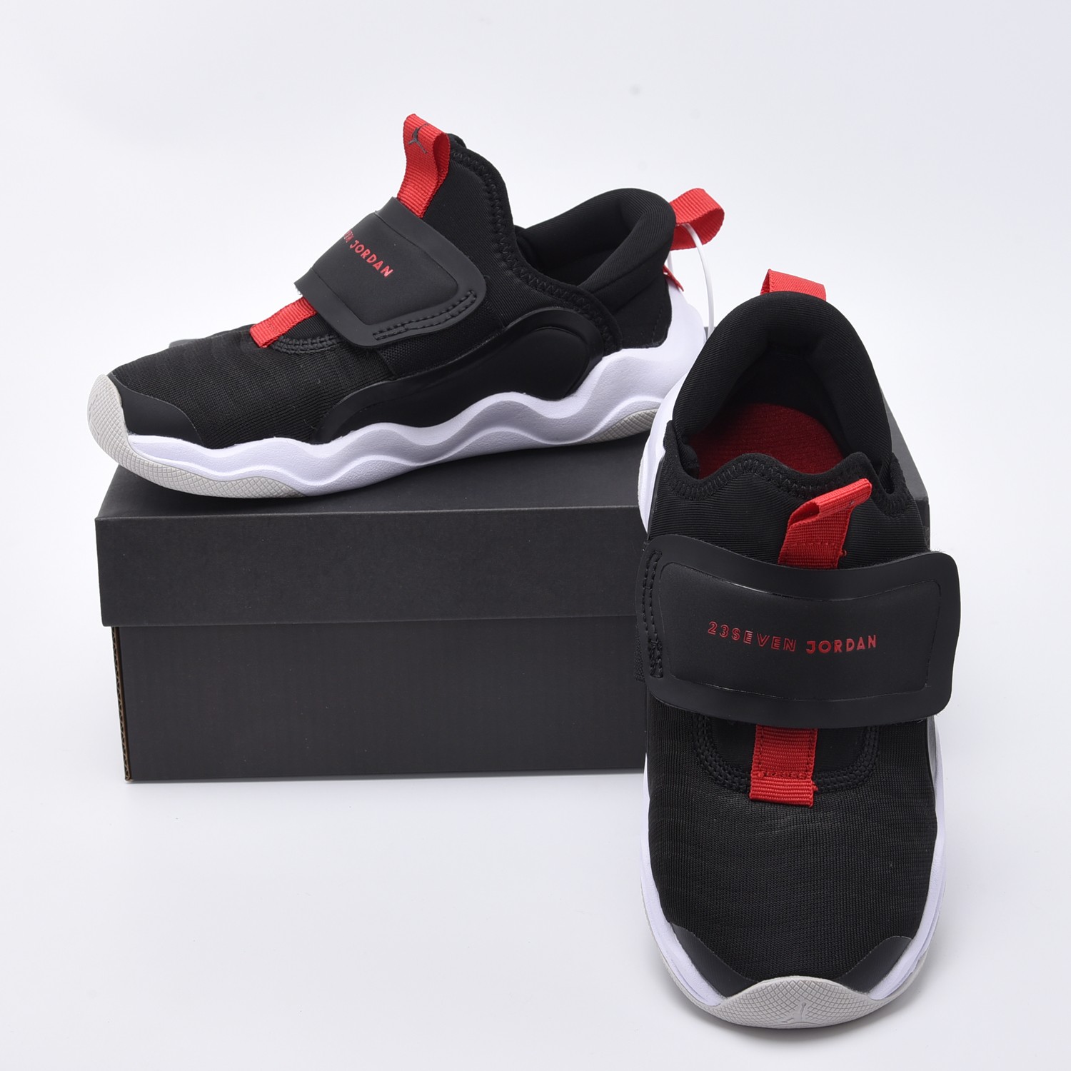 Jordan Basic Shoes