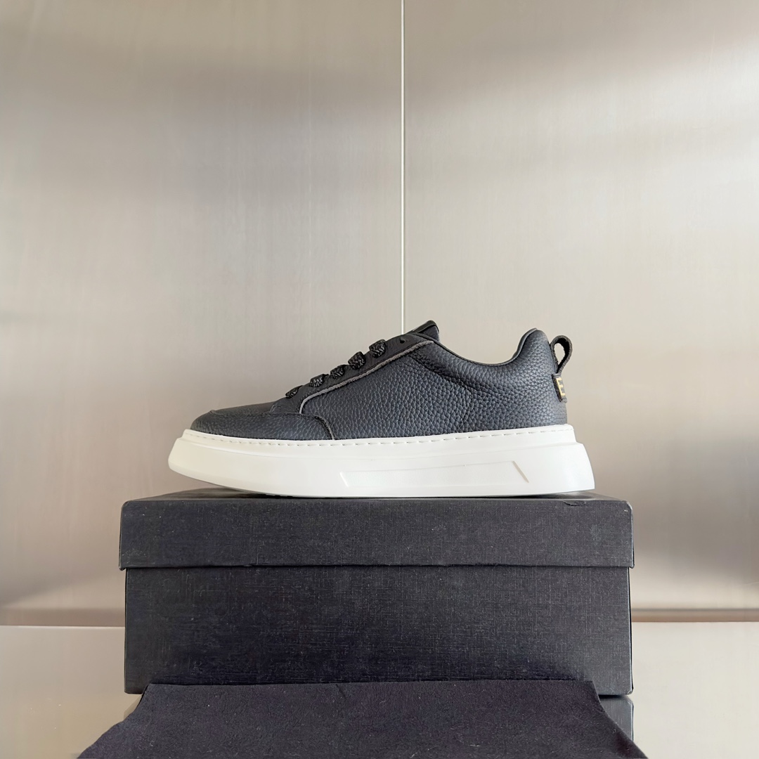 Armani Male Sneakers M-l-s
