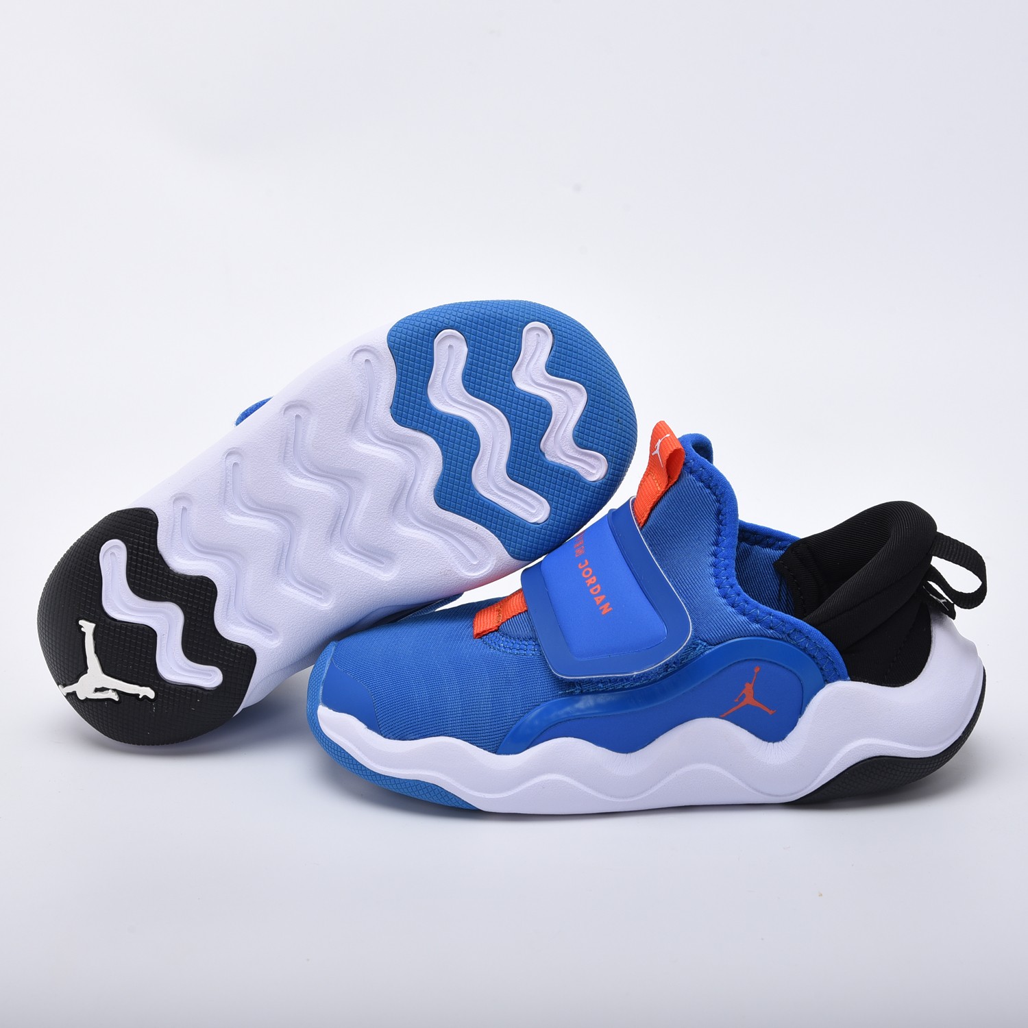 Jordan Basic Shoes