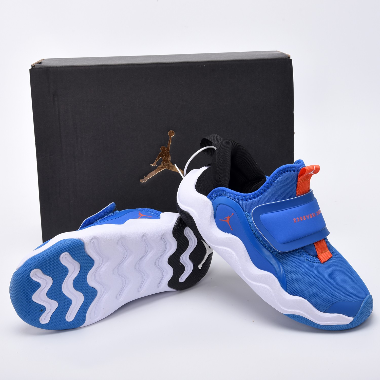 Jordan Basic Shoes