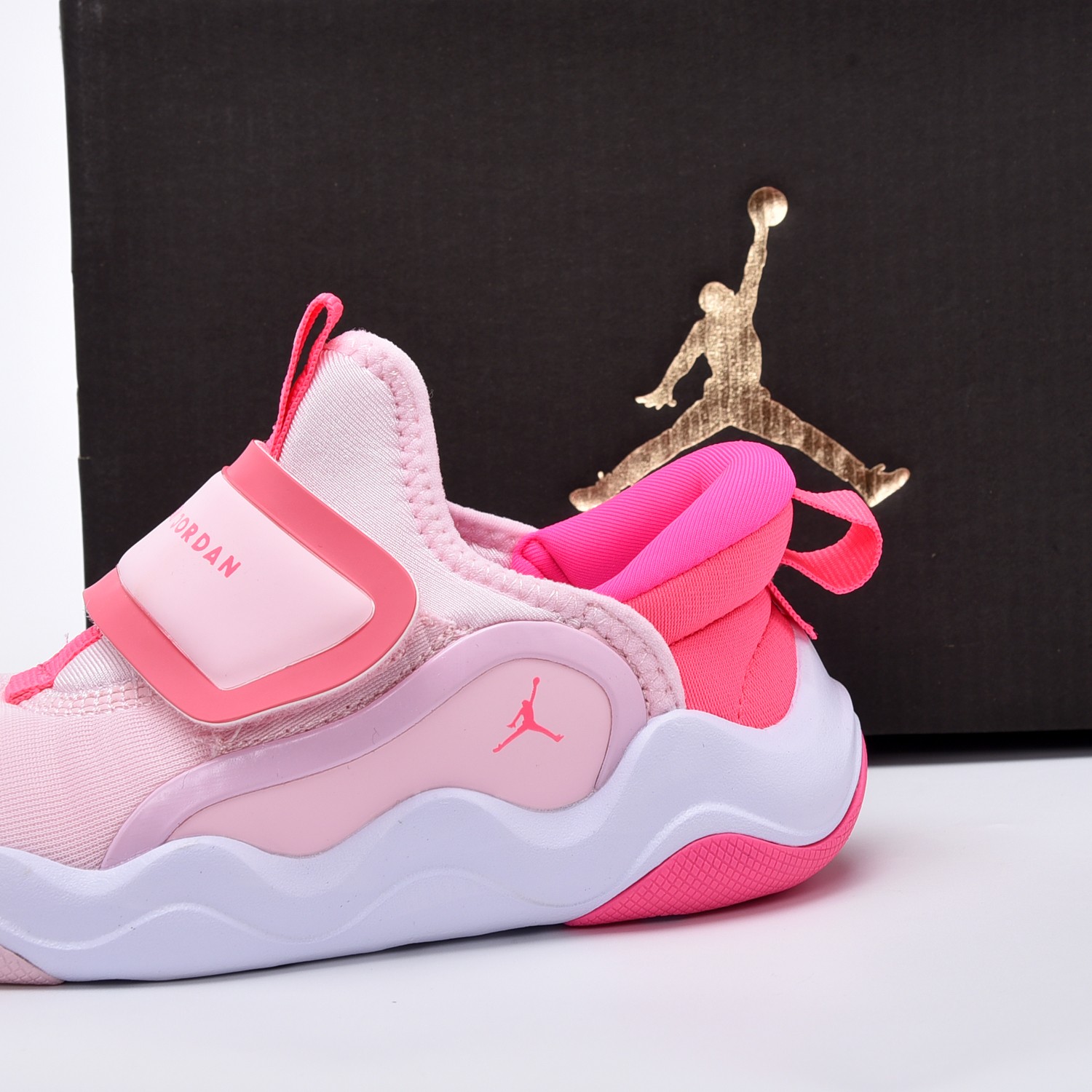 Jordan Basic Shoes