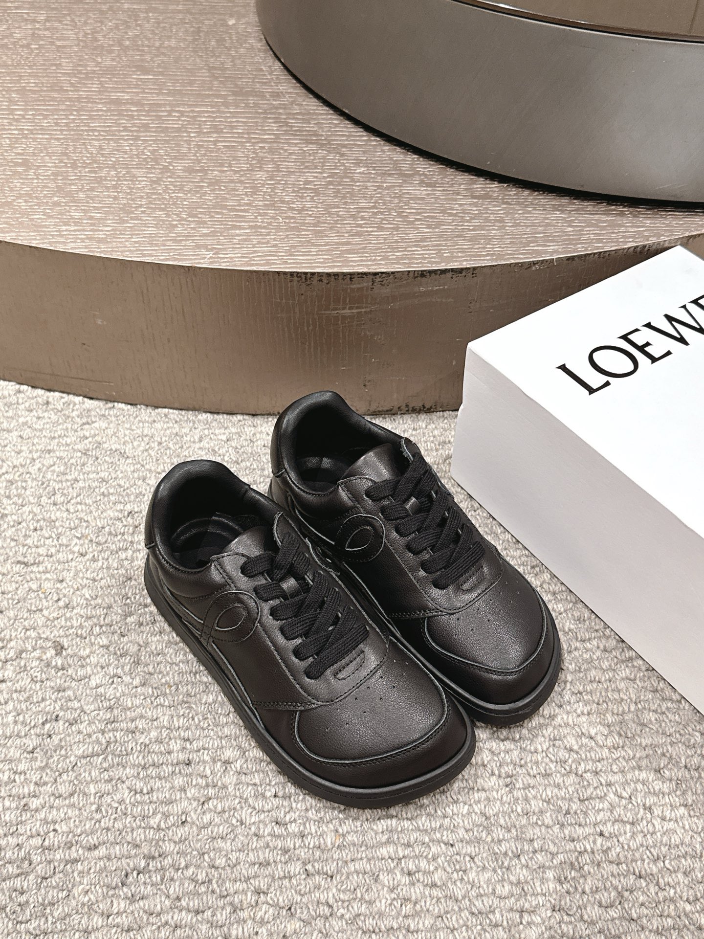 Loewe Female Board Shoes M-l-s