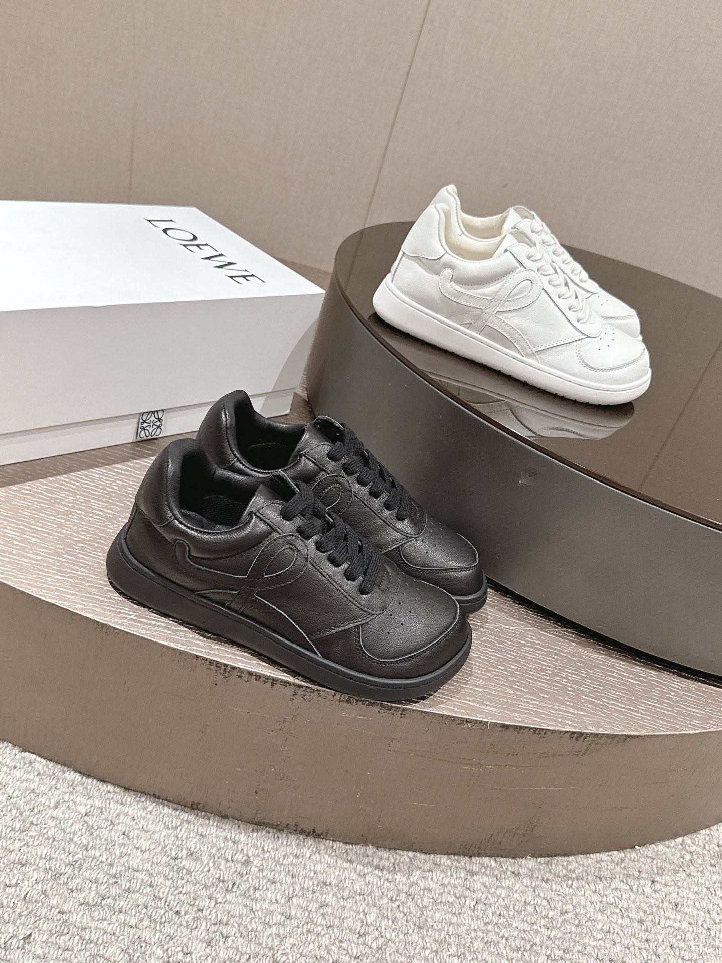 Loewe Female Board Shoes M-l-s