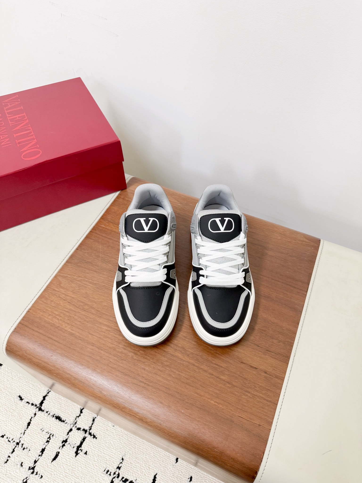 Couple Basic Shoes Breathable L