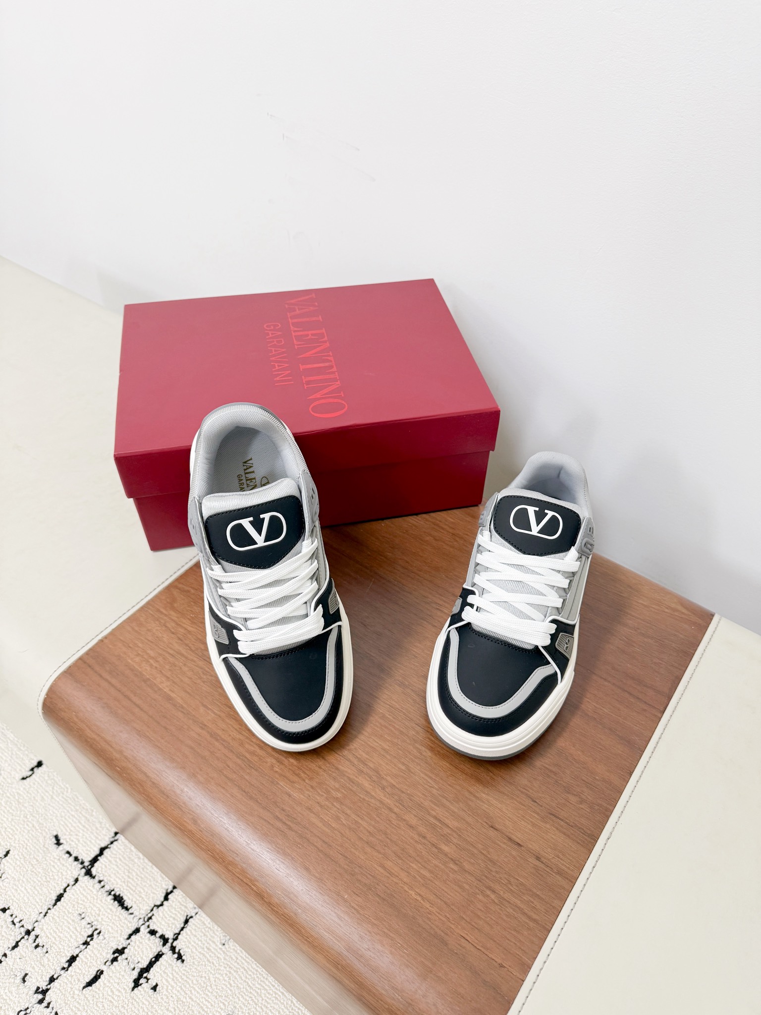 Couple Basic Shoes Breathable L