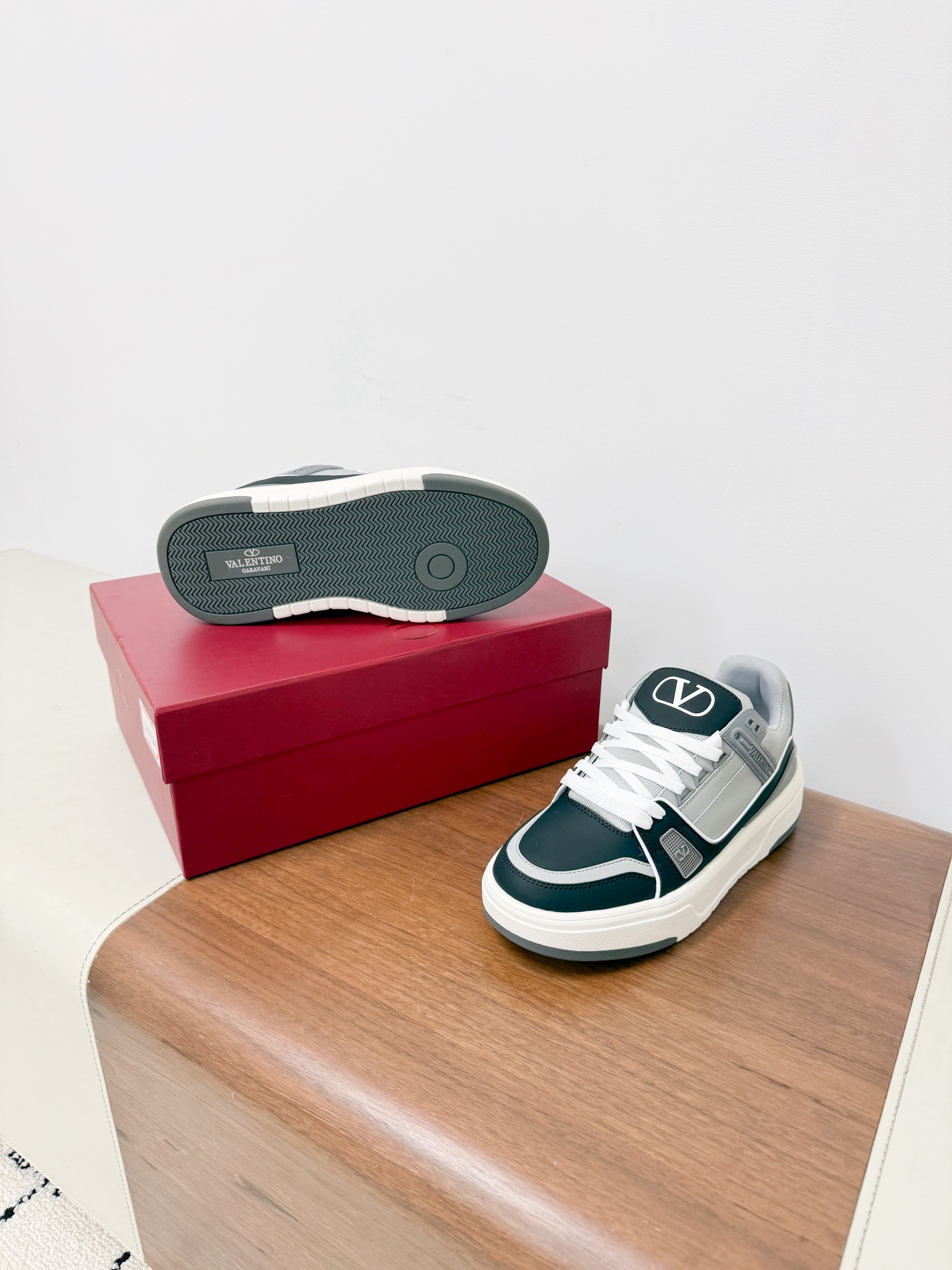 Couple Basic Shoes Breathable L