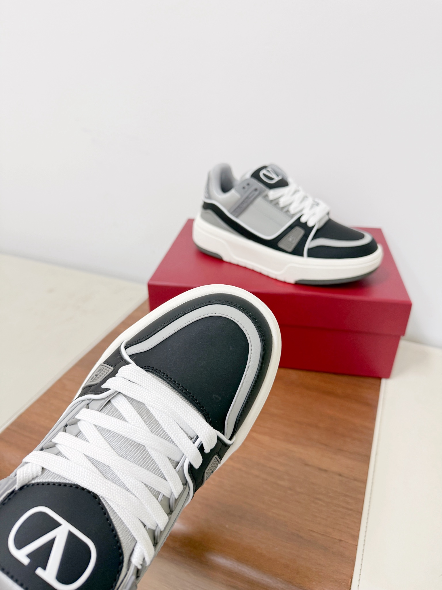 Couple Basic Shoes Breathable L