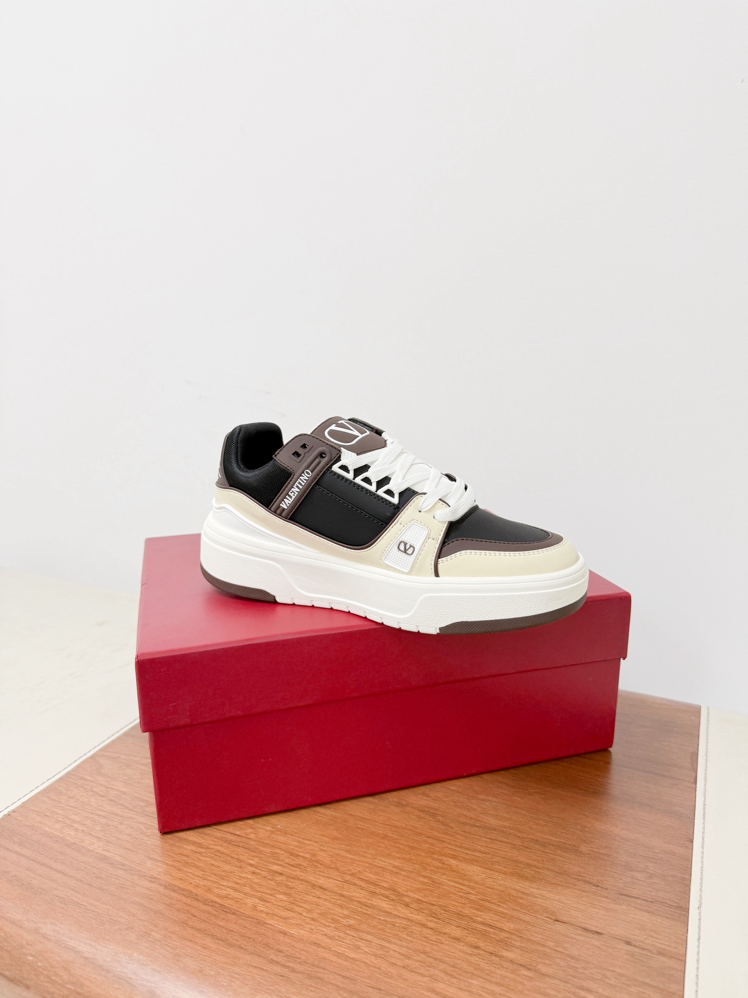 Couple Basic Shoes Breathable L