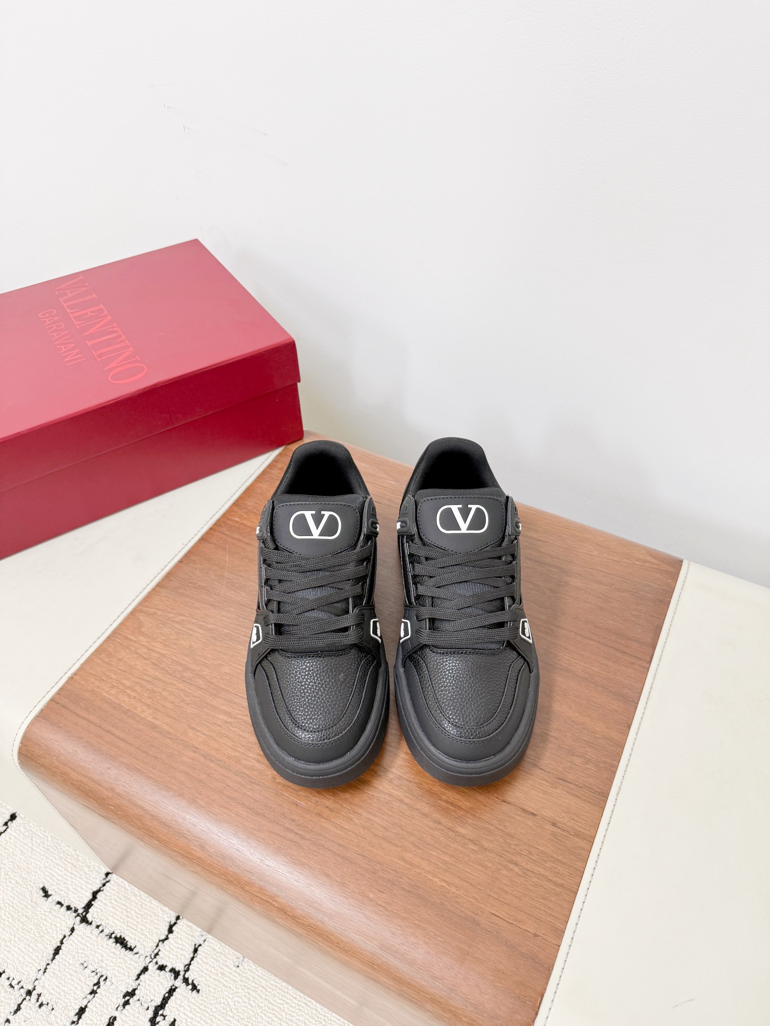 Couple Basic Shoes Breathable L