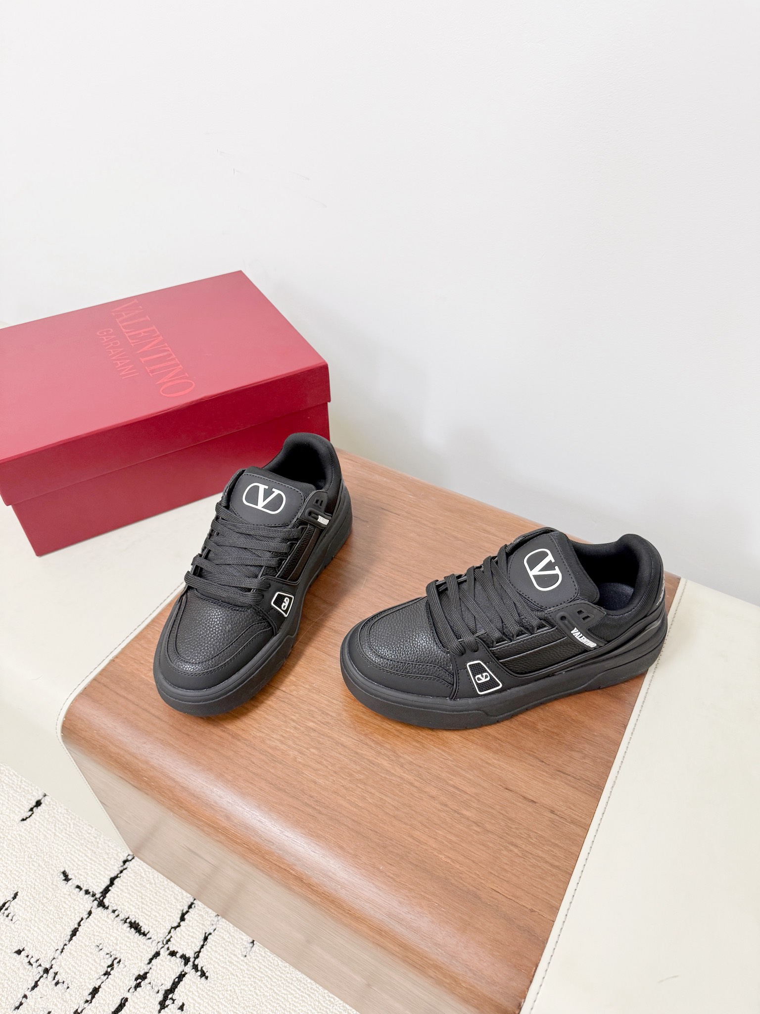 Couple Basic Shoes Breathable L