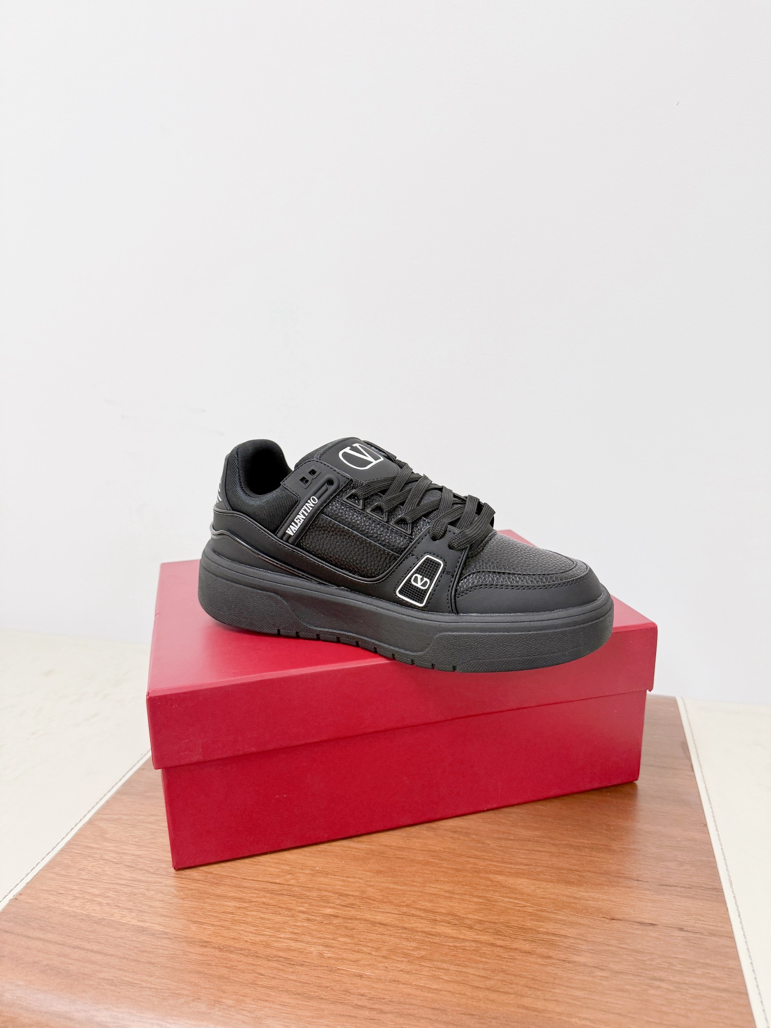 Couple Basic Shoes Breathable L