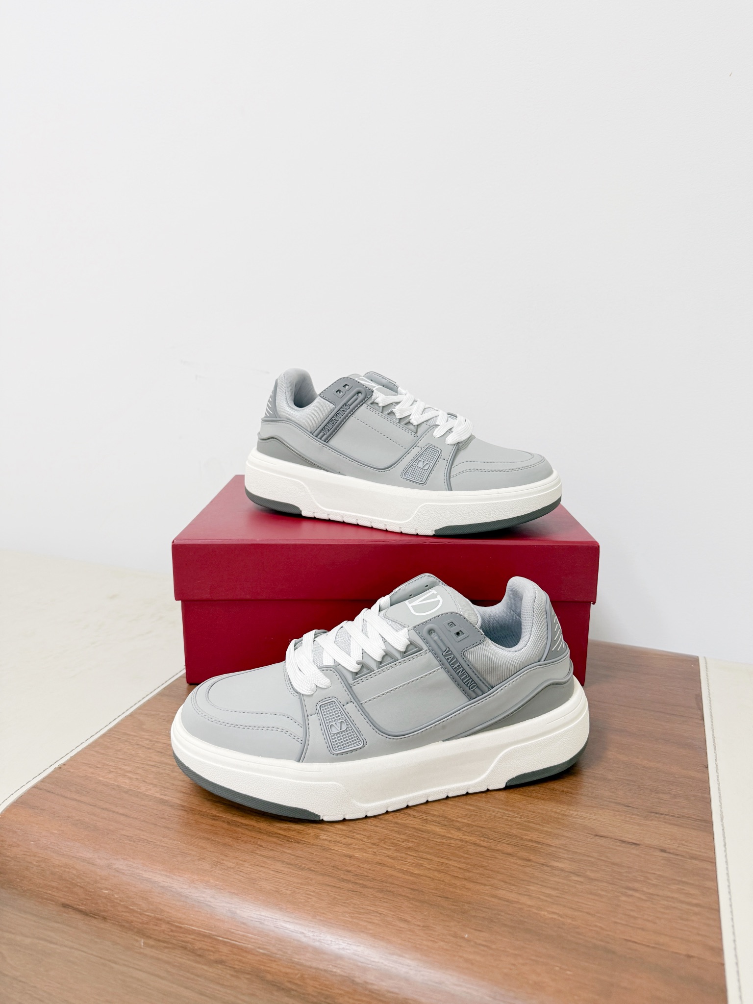 Couple Basic Shoes Breathable L