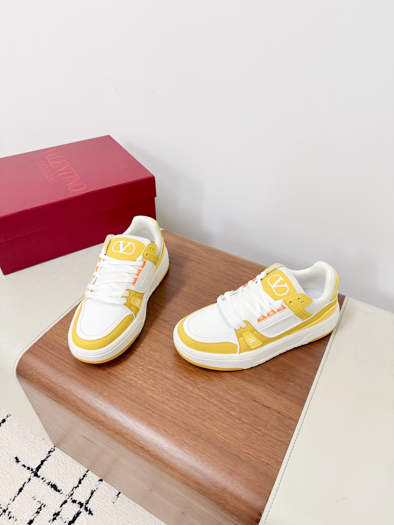 Couple Basic Shoes Breathable L