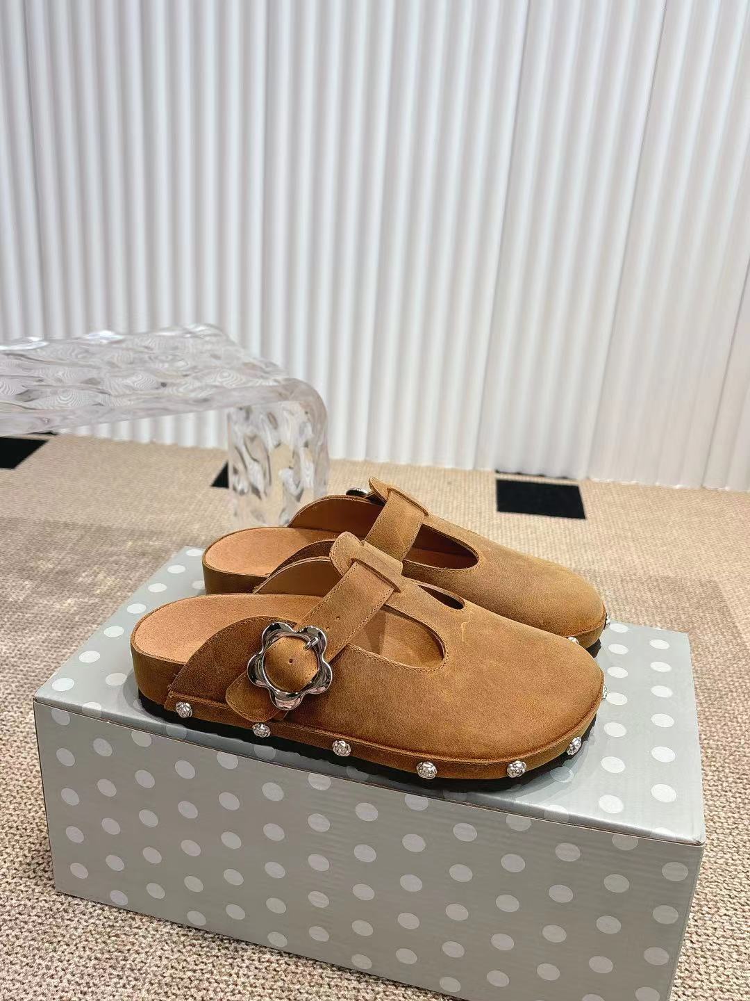 Calvin Klein Couple Slippers Lightweight S