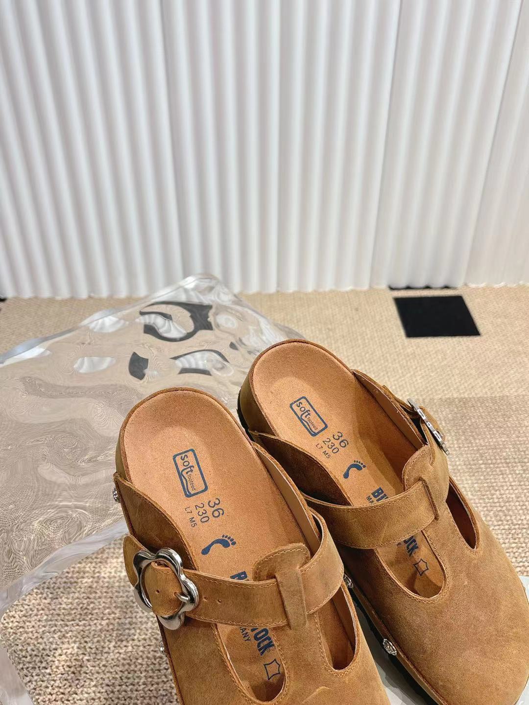 Calvin Klein Couple Slippers Lightweight S