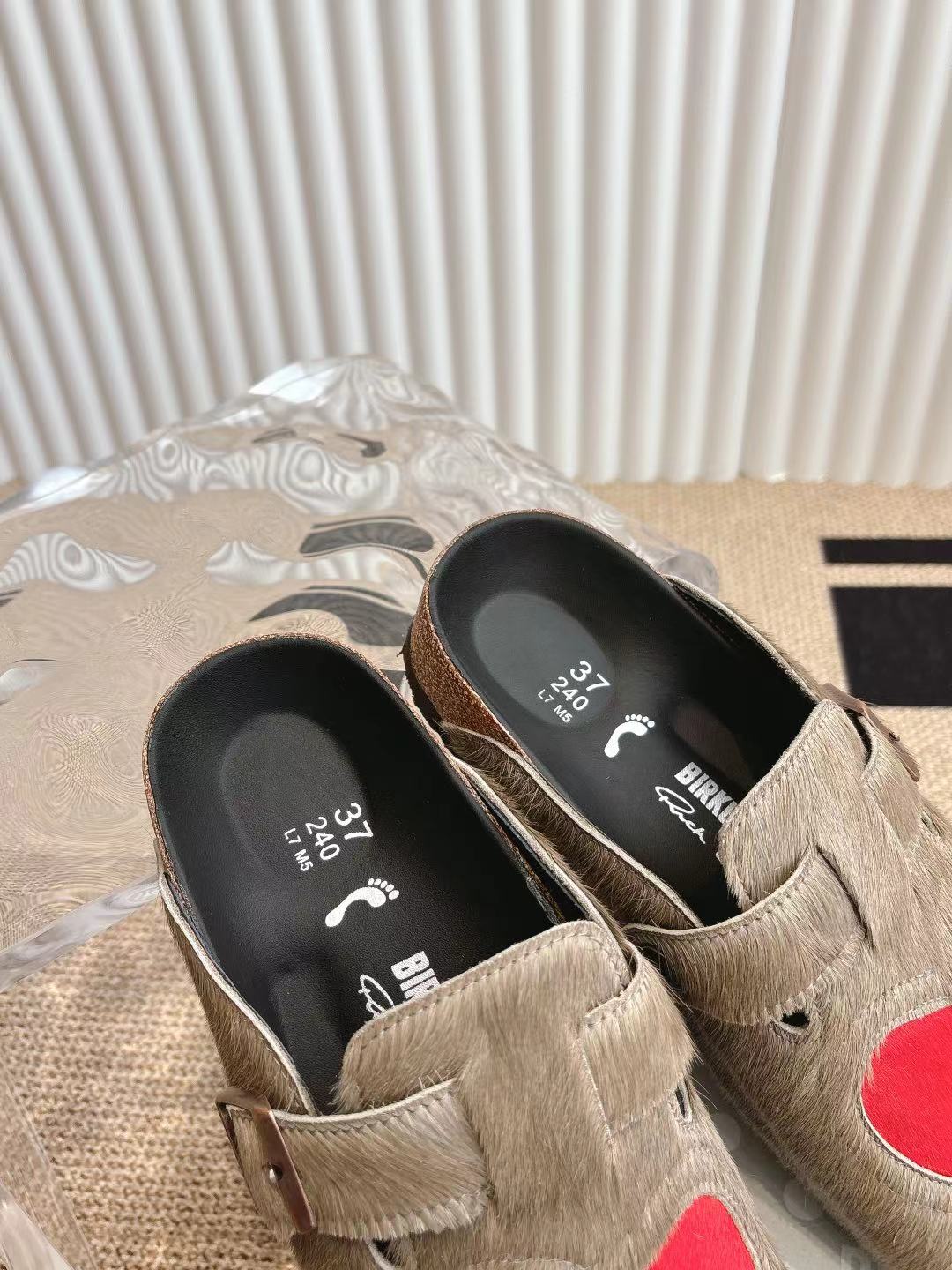 Calvin Klein Couple Slippers Lightweight S