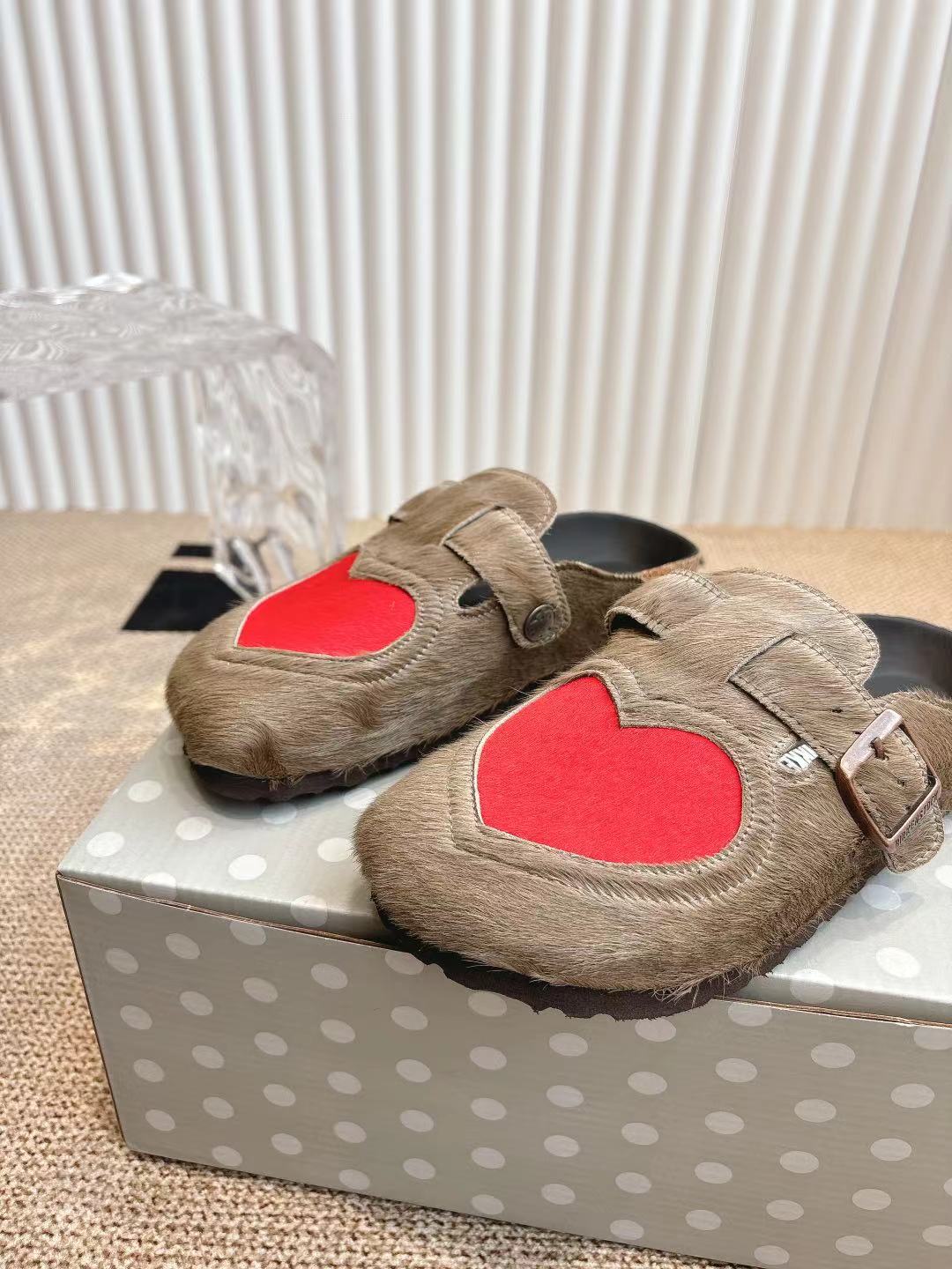 Calvin Klein Couple Slippers Lightweight S