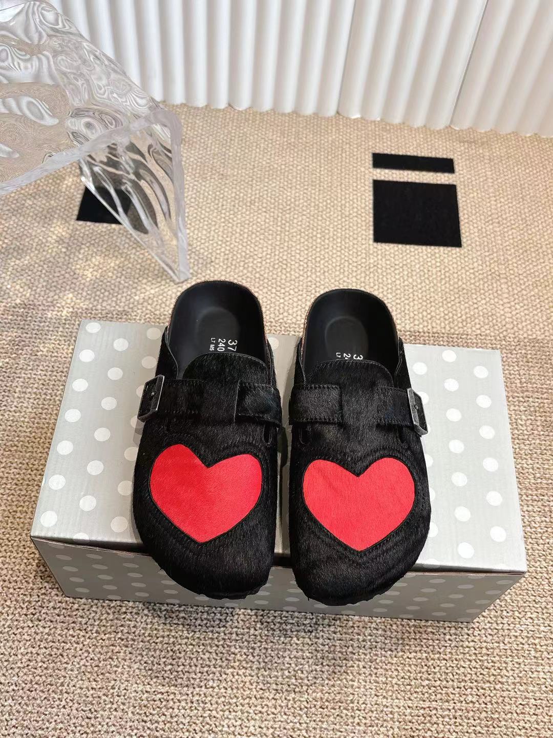 Calvin Klein Couple Slippers Lightweight S