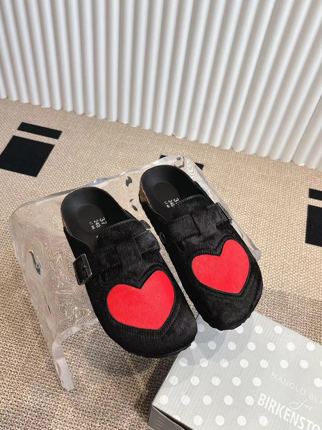 Calvin Klein Couple Slippers Lightweight S