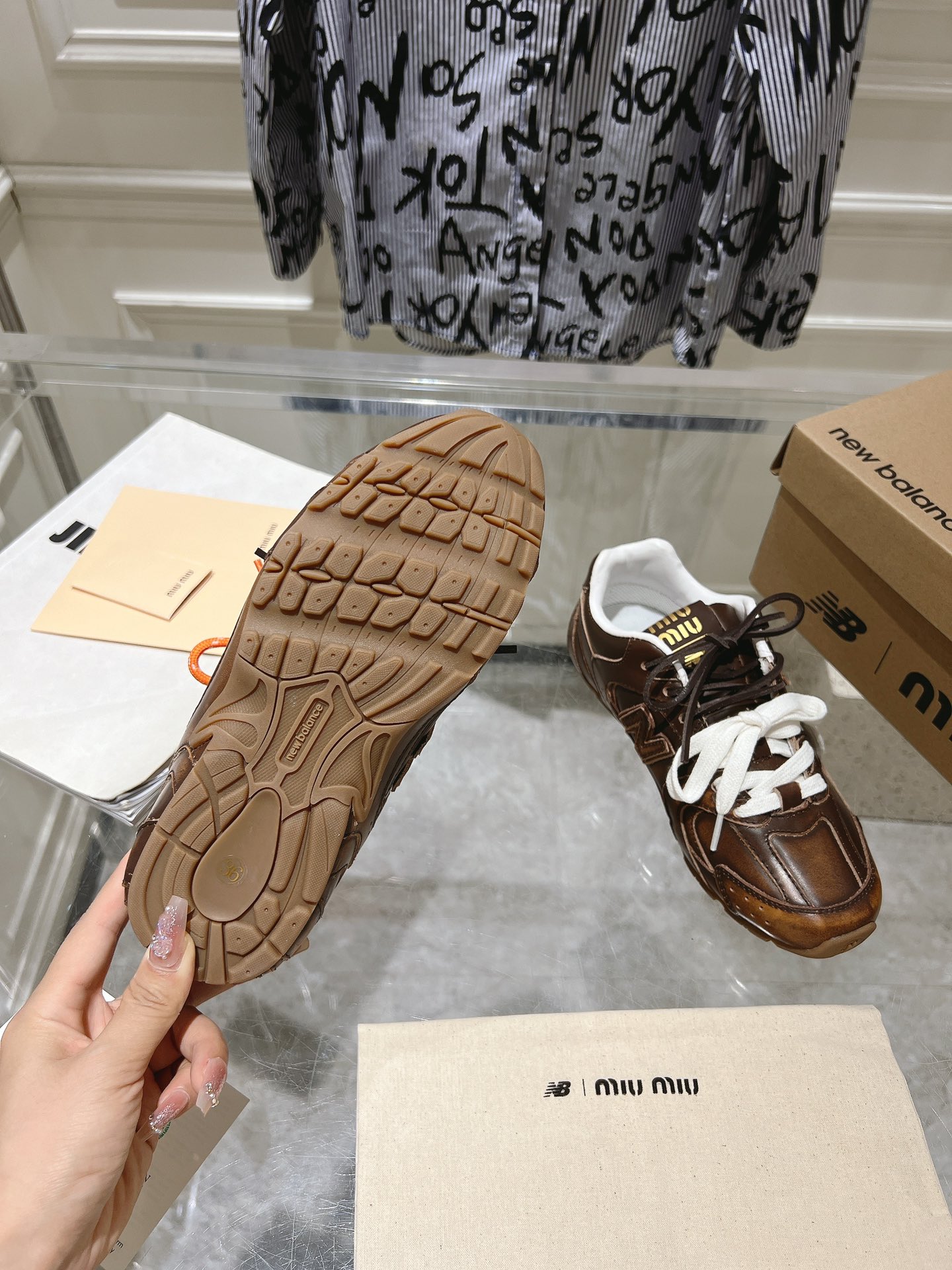 Couple Sneakers M-l-s