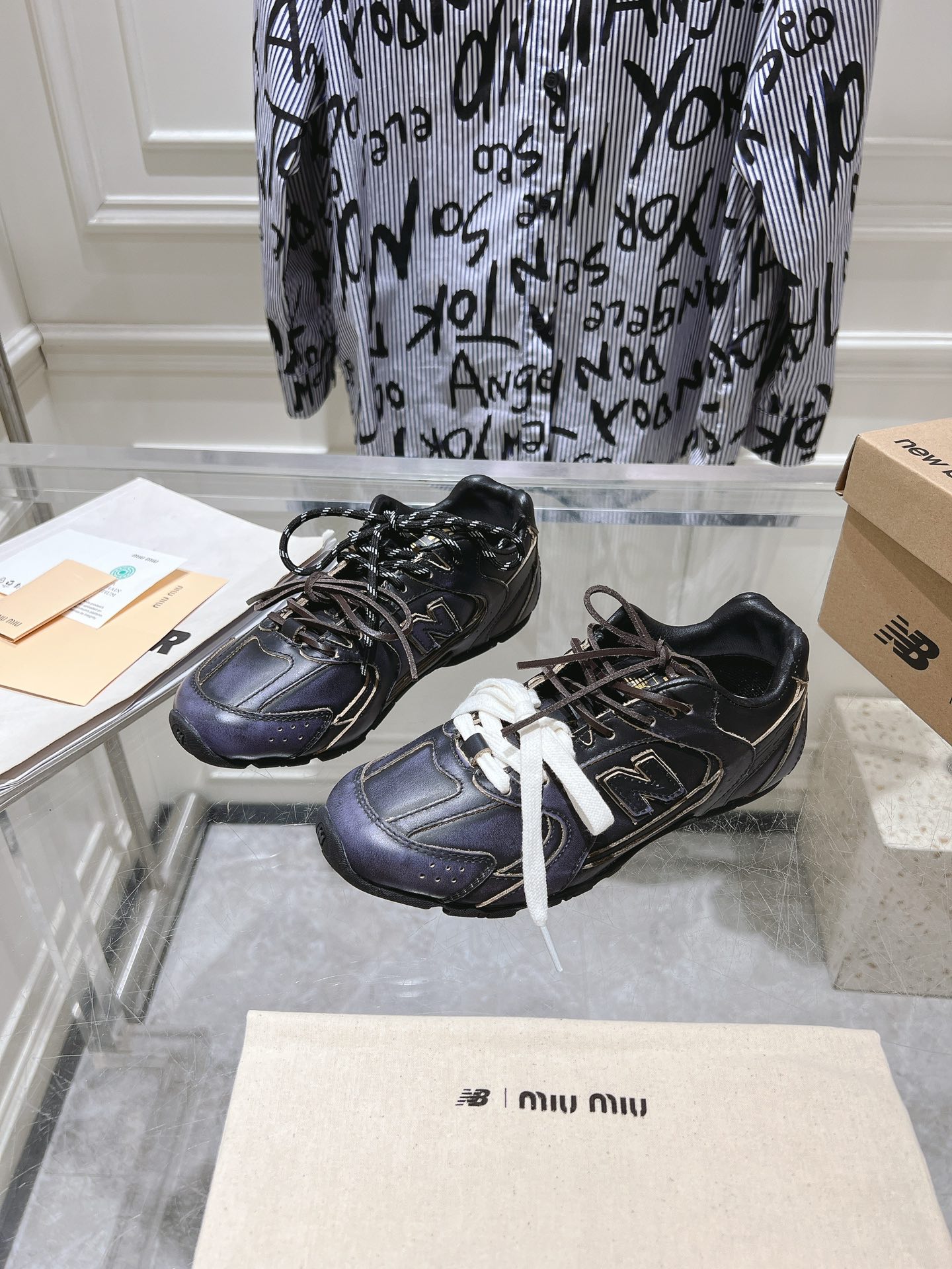 Couple Sneakers M-l-s