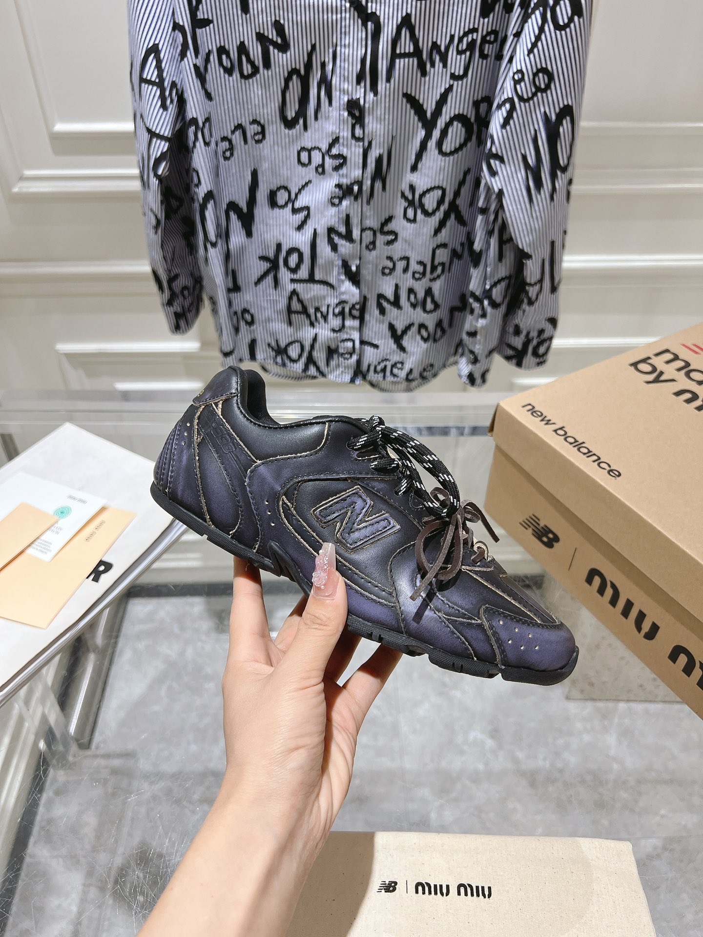 Couple Sneakers M-l-s
