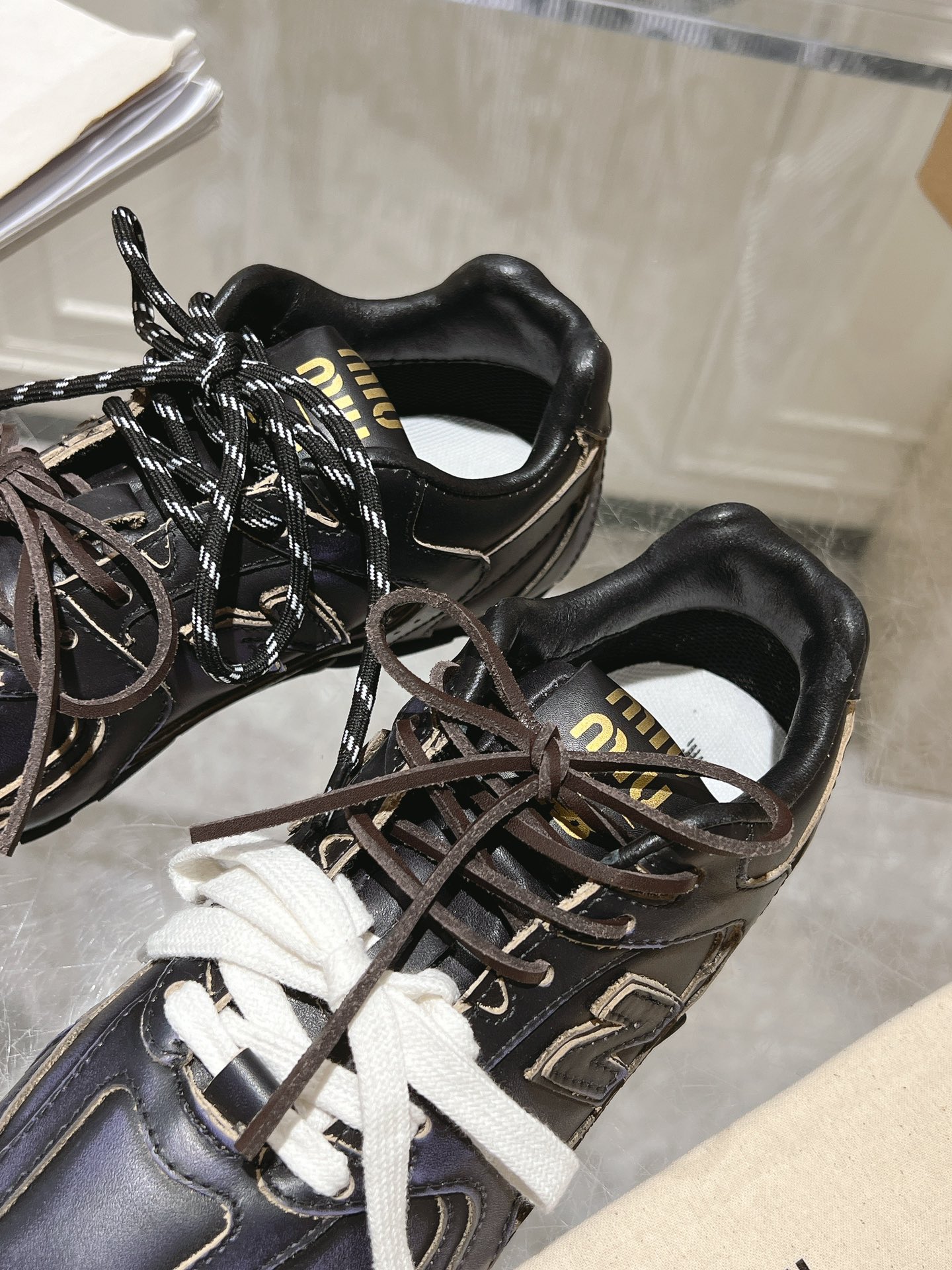 Couple Sneakers M-l-s