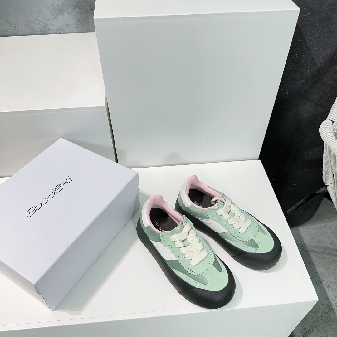 Male Basic Shoes M