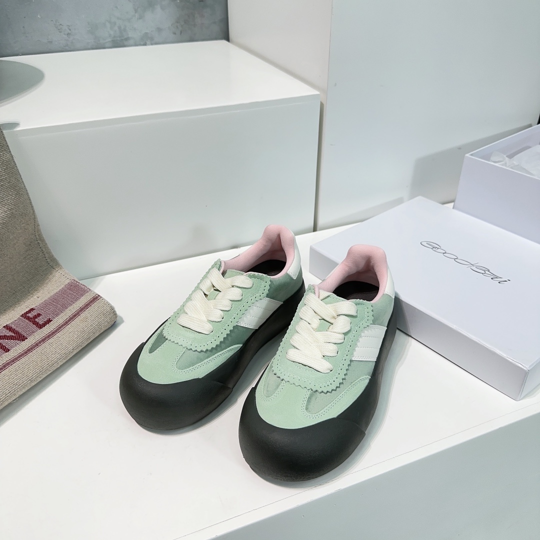 Male Basic Shoes M