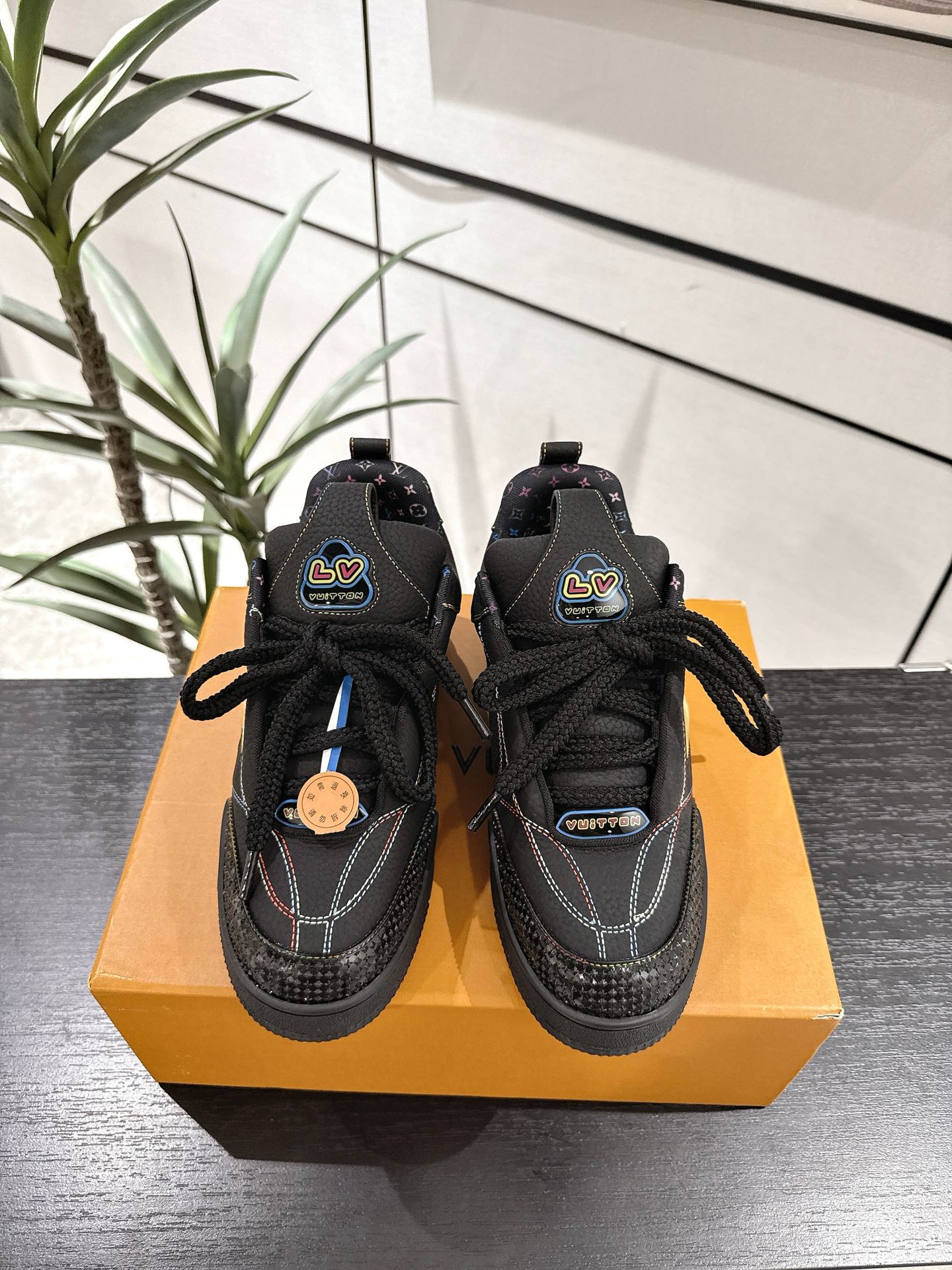 Louis Vuitton Male Sneakers Mesh M-l-s