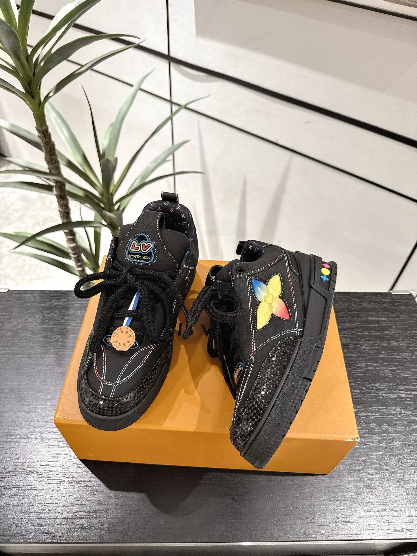 Louis Vuitton Male Sneakers Mesh M-l-s