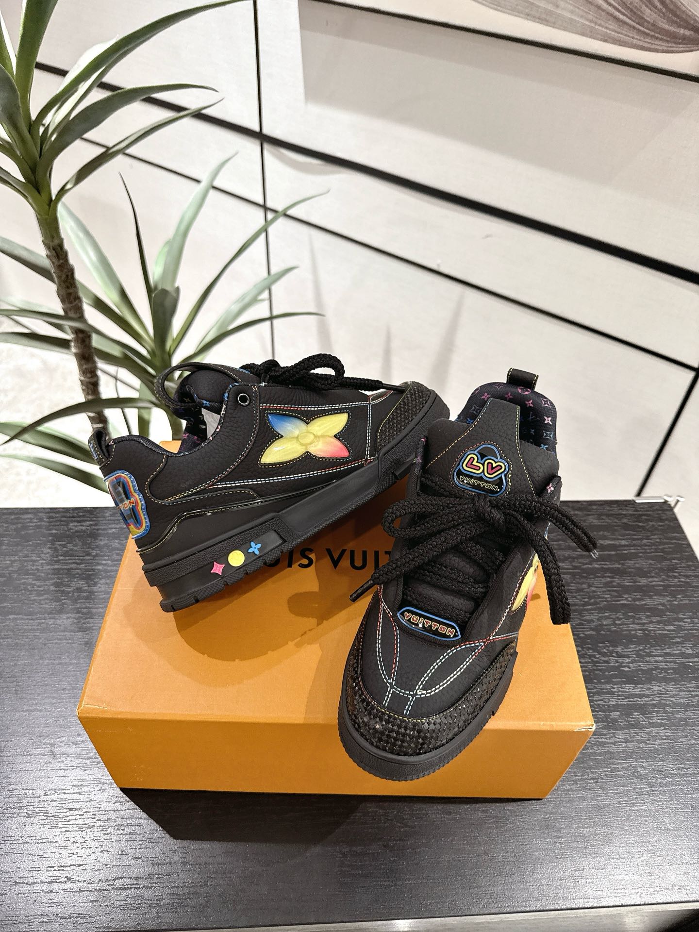 Louis Vuitton Male Sneakers Mesh M-l-s