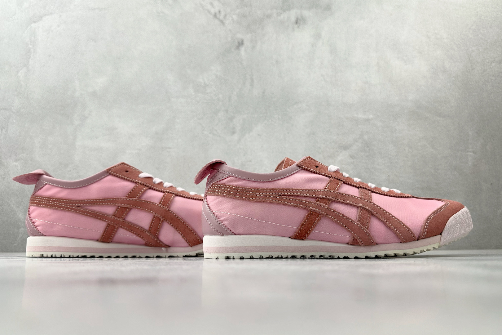 Onitsuka Tiger Basic Shoes Pink M-s