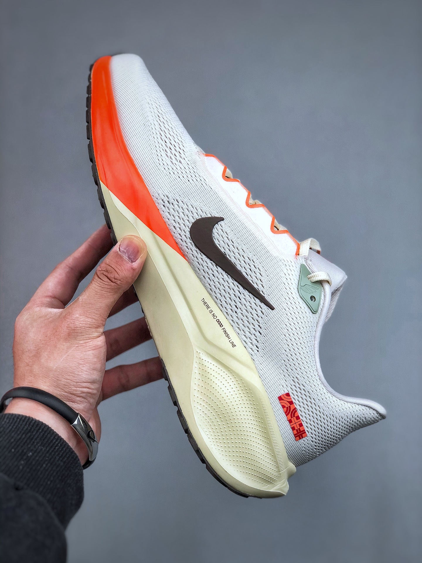 Basic Shoes M-s
