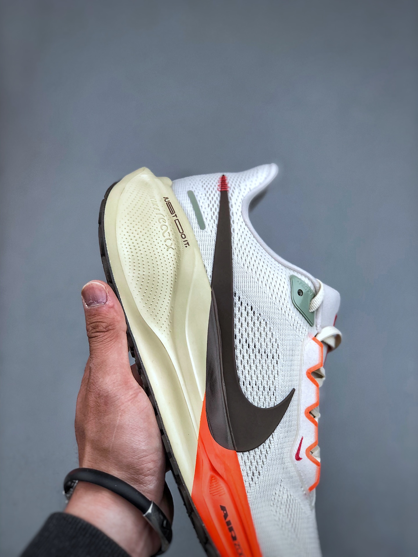 Basic Shoes M-s