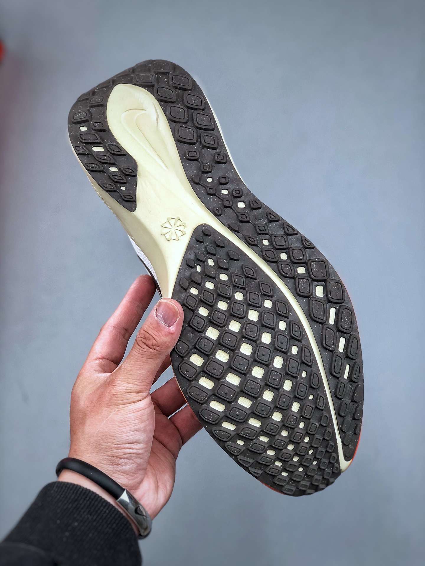 Basic Shoes M-s