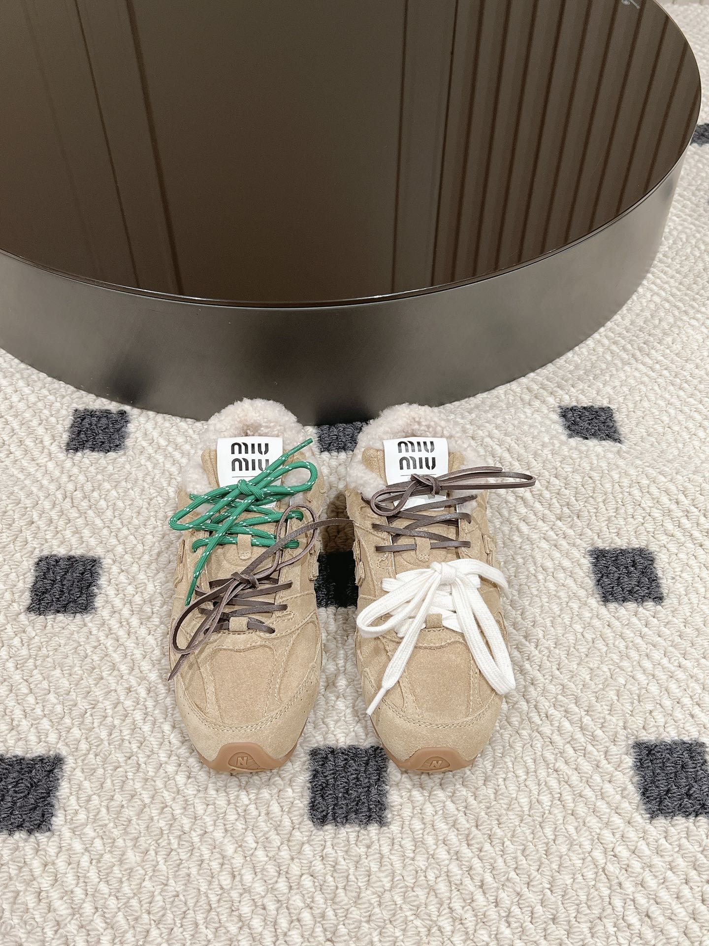 Miu Miu New Balance Sneakers Mesh M-l-s