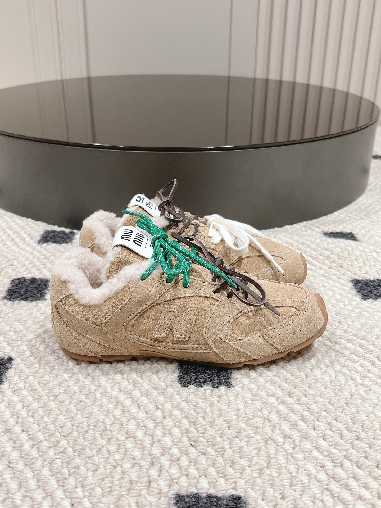 Miu Miu New Balance Sneakers Mesh M-l-s