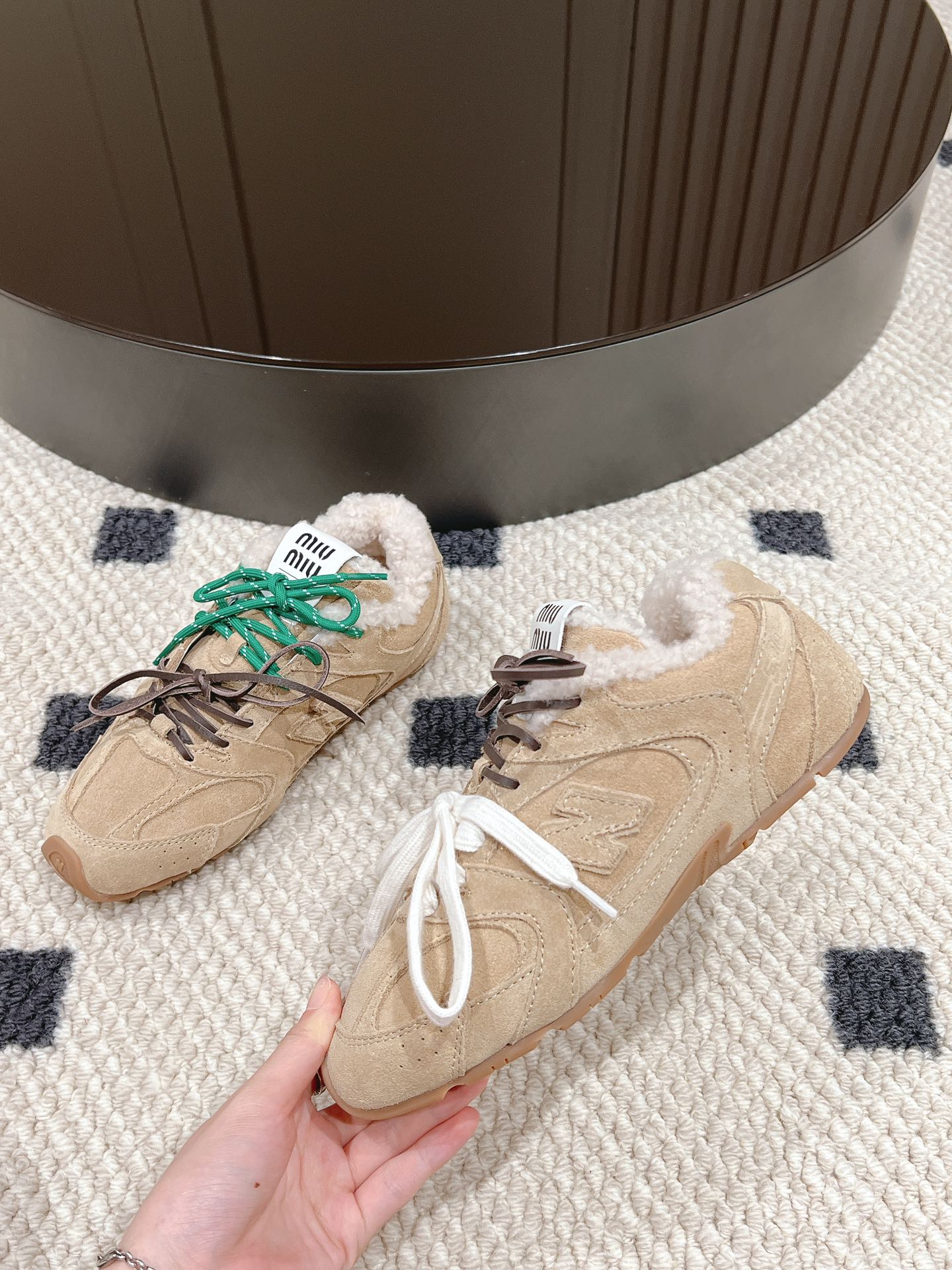 Miu Miu New Balance Sneakers Mesh M-l-s