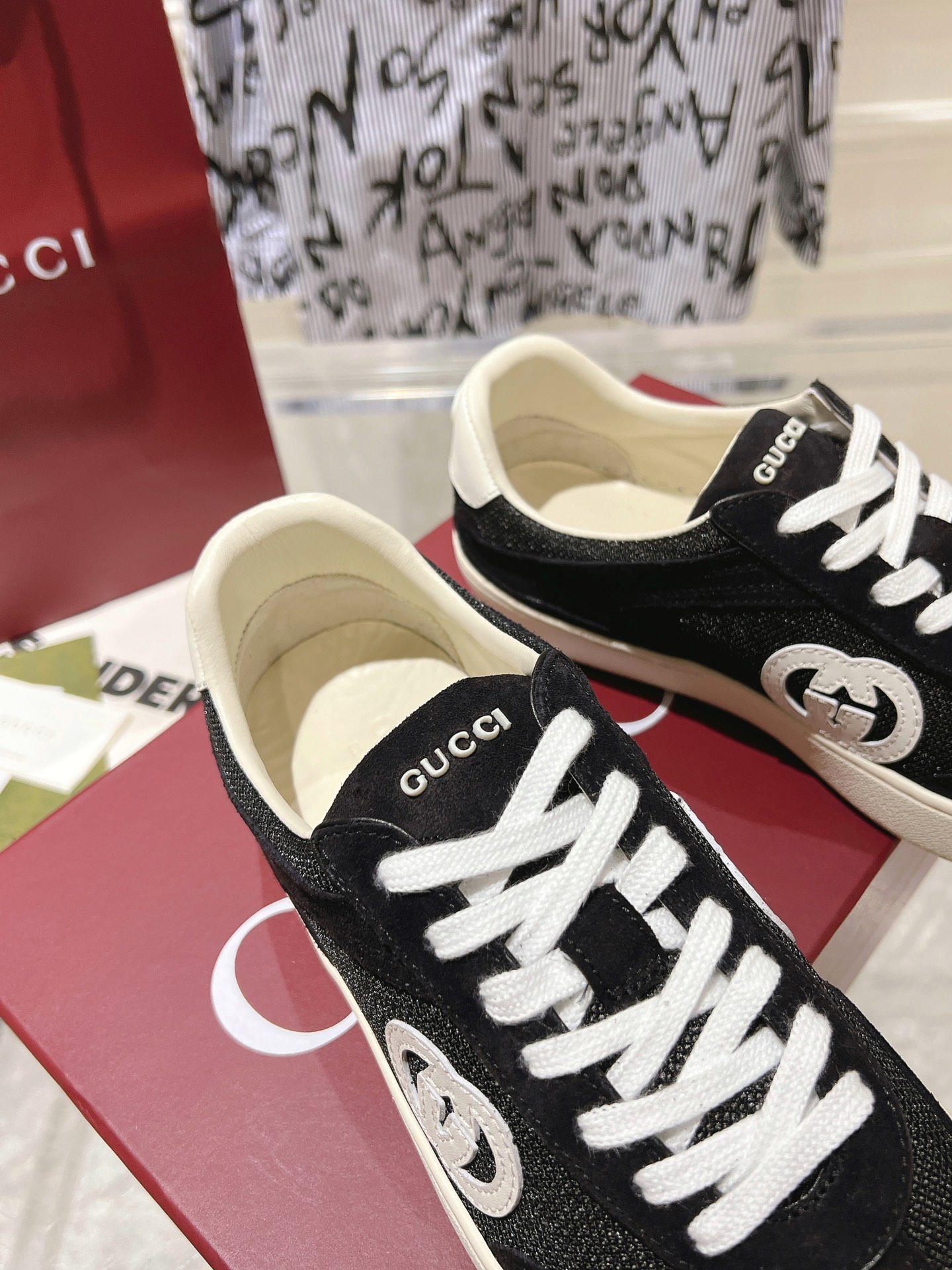 Sneakers Mesh Red
