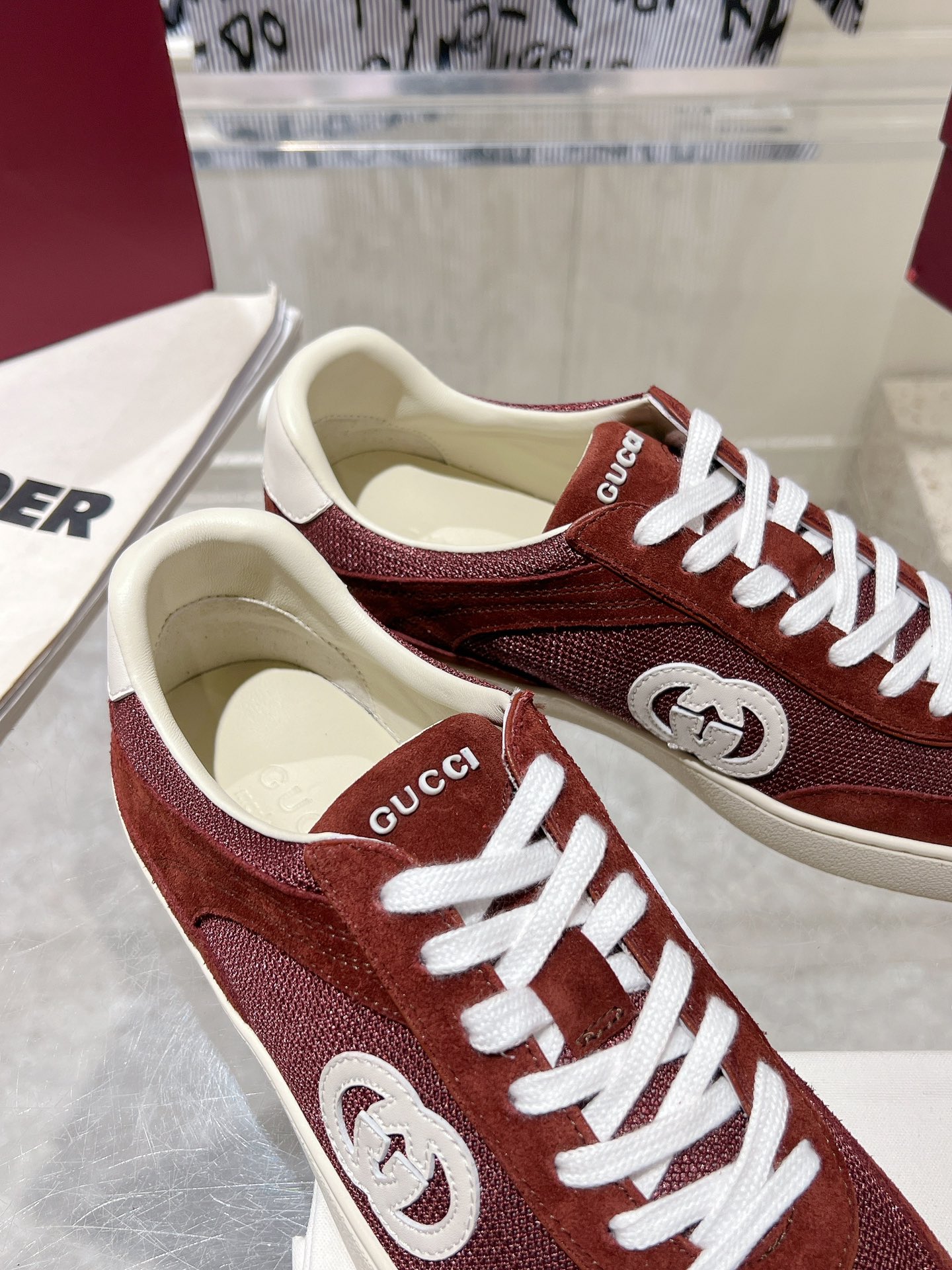 Sneakers Mesh Red