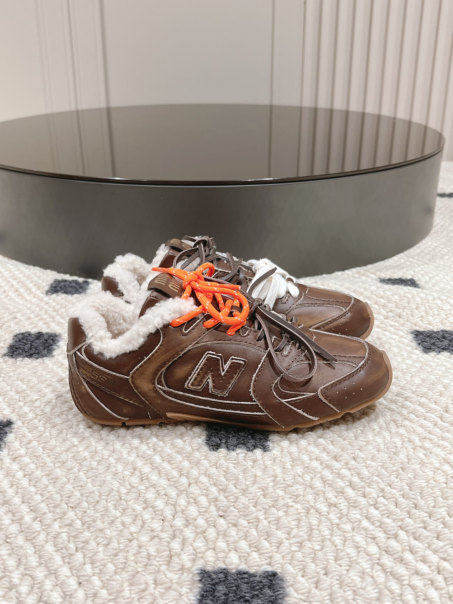 Miu Miu New Balance Sneakers Mesh M-l-s