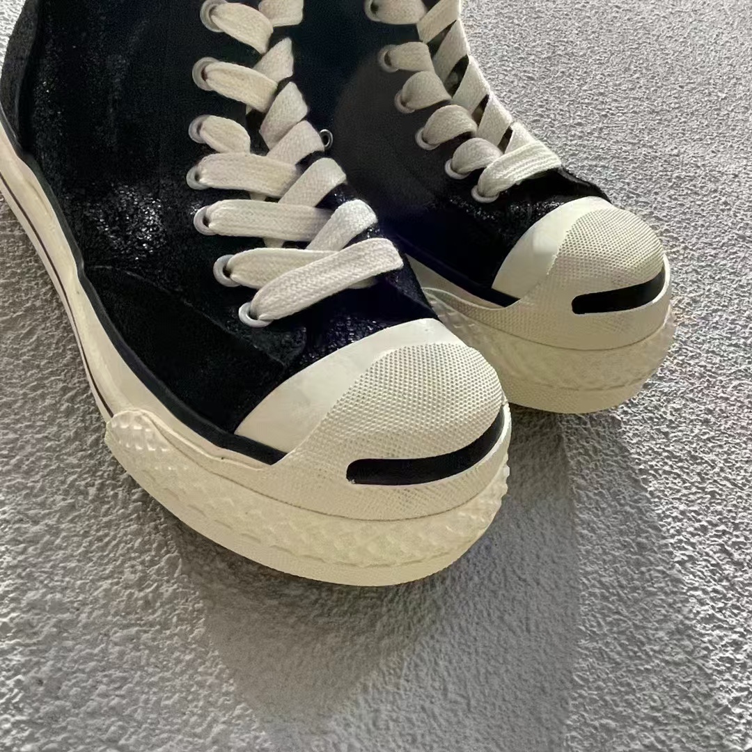 Board Shoes 43