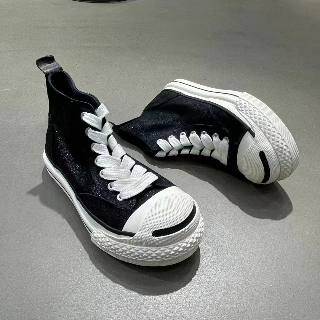 Board Shoes 43